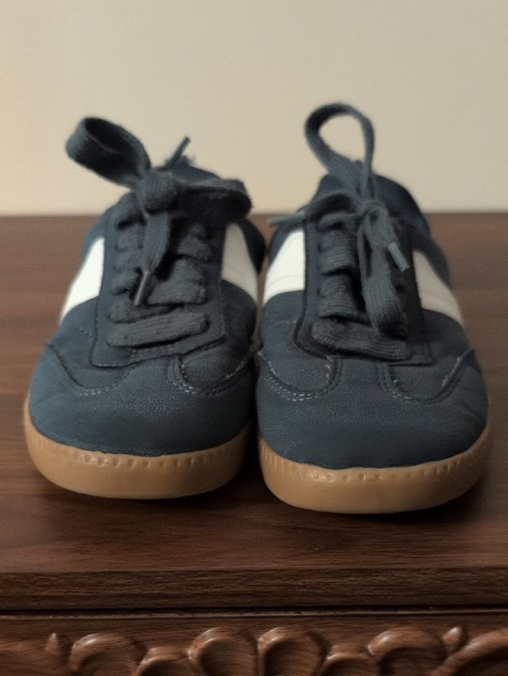 wonder nation Blue and White Kids Sneakers with Gum Sole - Size 13 (Little Boy)